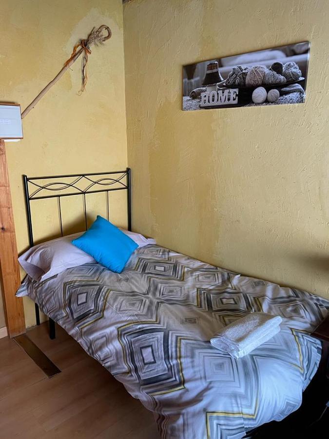 Hostal Sahagun Hotel Екстериор снимка